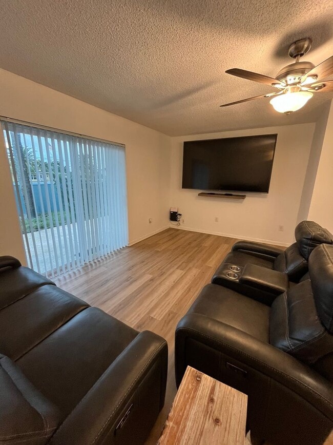 property at 950 S Kanner Hwy