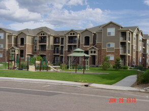 2875 Blue Sky Cir, Unit 4-305 in Erie, CO - Building Photo - Building Photo