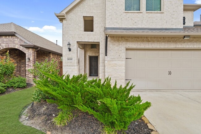 6018 Bristol Spur Ln