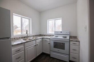 635 Elm Ave, Unit 1 in Las Animas, CO - Building Photo - Building Photo