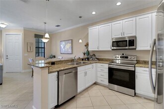 9098 Capistrano St S in Naples, FL - Building Photo - Building Photo