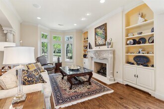 11503 W Ricks Cir in Dallas, TX - Building Photo - Building Photo