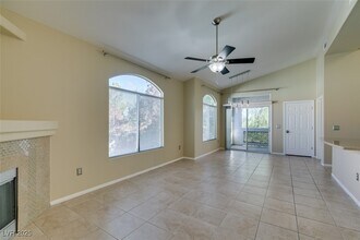 700 Carnegie St in Henderson, NV - Building Photo - Building Photo