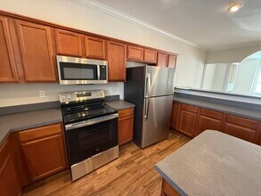 217 Molly Ct in Cary, NC - Building Photo - Building Photo