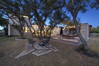 708 Bunker Rnch Blvd in Dripping Springs, TX - Building Photo - Building Photo