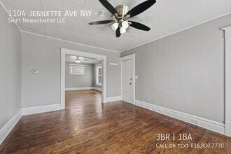 1104 Jennette Ave NW in Grand Rapids, MI - Building Photo - Building Photo