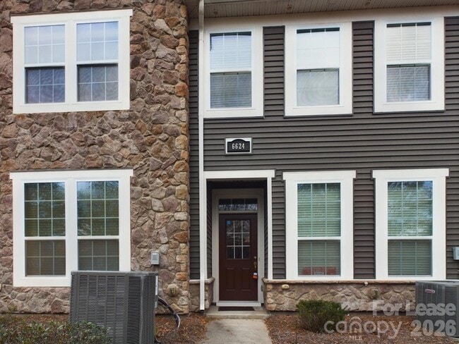 6624 Berewick Commons Pkwy in Charlotte, NC - Building Photo - Building Photo
