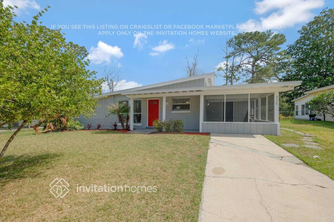 2129 Fouraker Rd in Jacksonville, FL - Building Photo