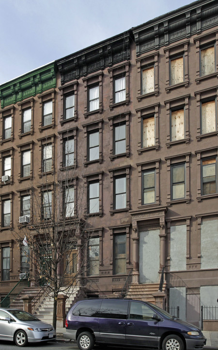 1990 Madison Ave in New York, NY - Building Photo