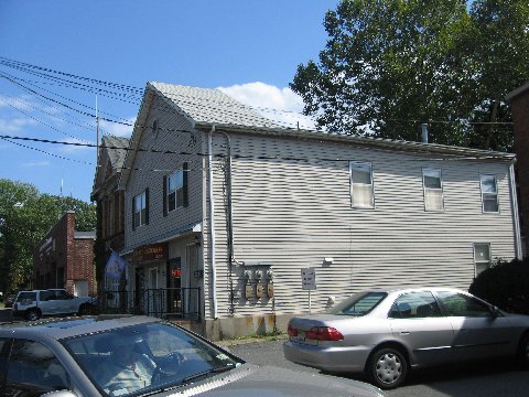 507 Middlesex Ave, Unit B in Metuchen, NJ - Building Photo