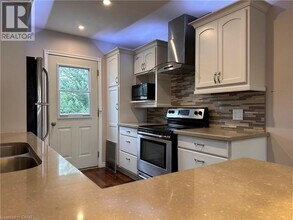 445 Upper Wellington St in Hamilton, ON - Building Photo - Building Photo