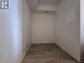 161 Roehampton Ave in Toronto, ON - Building Photo - Building Photo