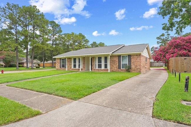 7103 Foxway Ln in Humble, TX - Building Photo - Building Photo