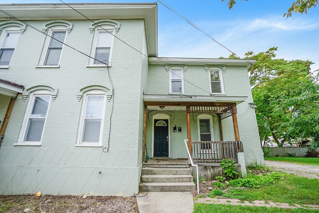 151 Straight Ave SW in Grand Rapids, MI - Building Photo