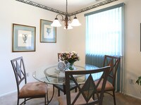 Montclair Duplex Apartments photo'