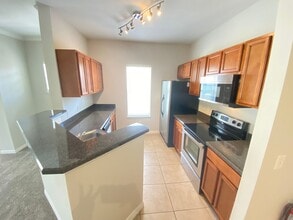 760 Siena Palm Dr, Unit 2 204 in Kissimmee, FL - Building Photo - Building Photo