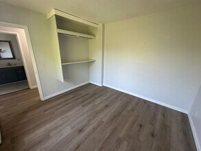 1123 Highland St-Unit -B in Santa Ana, CA - Building Photo - Building Photo