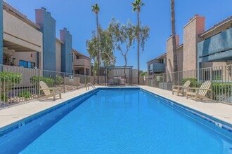 Peak at Oro Valley in Tucson, AZ - Foto de edificio - Building Photo