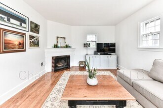 2705 Russell Rd in Alexandria, VA - Building Photo - Building Photo