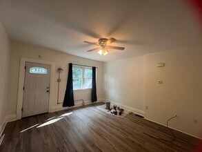 1321 Breed St in Pittsburgh, PA - Building Photo - Building Photo