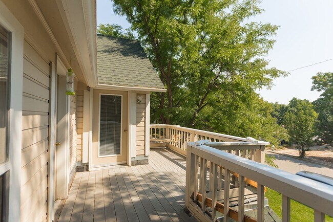 property at 1631 19th St