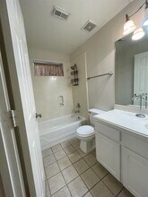 256 Westcott St in Houston, TX - Building Photo - Building Photo