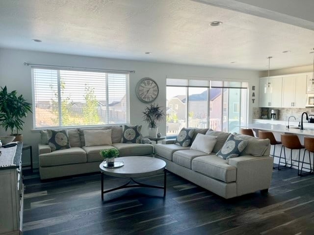 3462 W Neymar Ave in Herriman, UT - Building Photo - Building Photo