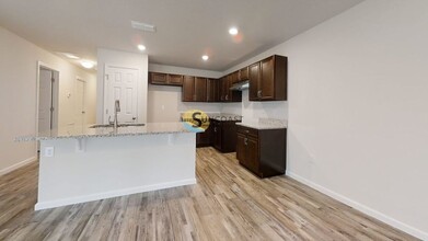 25 Bunker Knolls Ln-Unit -B in Palm Coast, FL - Building Photo - Building Photo