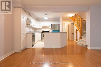 57 Locheland Crescent in Ottawa, ON - Building Photo - Building Photo