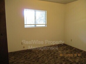 400 NW Elm St in Grants Pass, OR - Building Photo - Building Photo