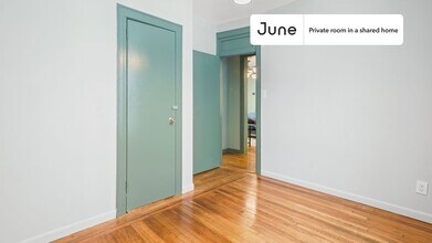 Room in Shared 4 bed/1 bath home in New York, NY - Building Photo - Building Photo