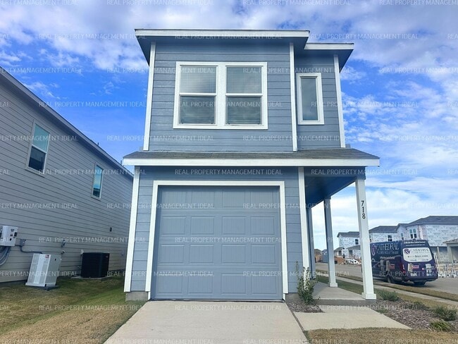 property at 718 Sandhill Crane Ln