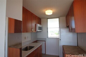 1025 Kalo Pl in Honolulu, HI - Building Photo - Building Photo