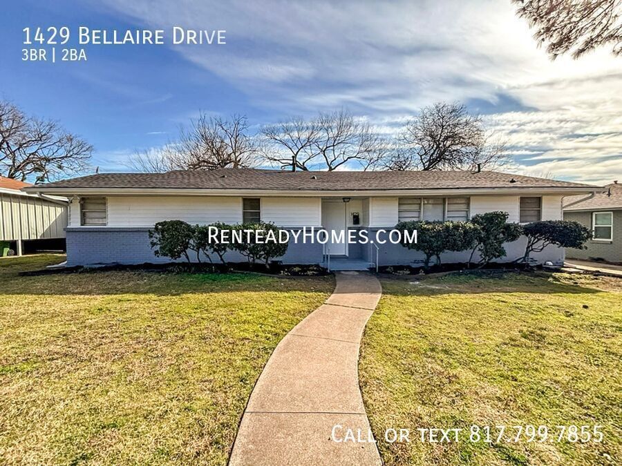 1429 Bellaire Dr in Grapevine, TX - Foto de edificio