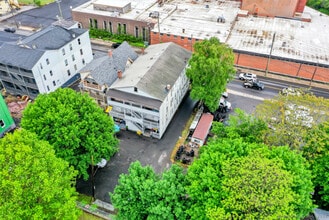 915 S Main St in Waterbury, CT - Building Photo - Building Photo