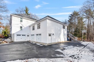 6 Hazelnut Ln in Londonderry, NH - Building Photo - Building Photo