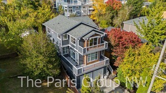 1809 Martin Luther King Jr Way in Seattle, WA - Building Photo