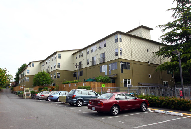 Silvercrest Apartments 62+ in Seattle, WA - Building Photo - Building Photo