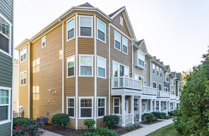 property at 76 Lakeview Pl