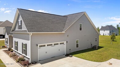 1009 Kingfish Way in New Bern, NC - Building Photo - Building Photo