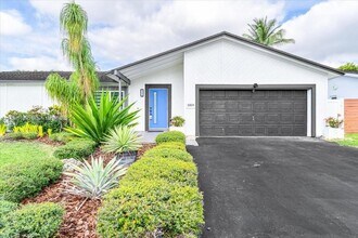 5804 SW 116th Ave in Cooper City, FL - Building Photo - Building Photo