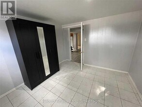 26 Frolick Crescent in Toronto, ON - Building Photo - Building Photo