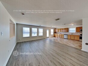 7911 Owl Ln in Baytown, TX - Building Photo - Building Photo