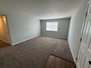 Hillside Apartments in Bowling Green, KY - Foto de edificio - Interior Photo