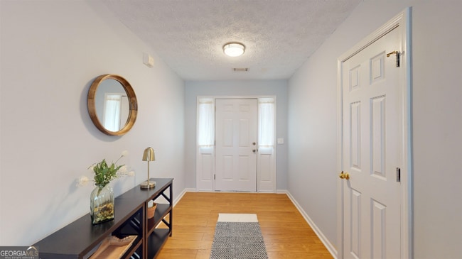 260 Rosewood Cir in Covington, GA - Building Photo - Building Photo