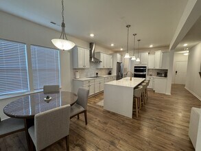 193 Wheatfield Dr in Statesville, NC - Building Photo - Building Photo