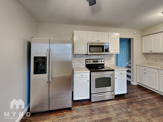 3586 Richard Ave in Grove City, OH - Foto de edificio - Building Photo