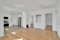 25 Magoun St, Unit 3 in Cambridge, MA - Building Photo - Building Photo