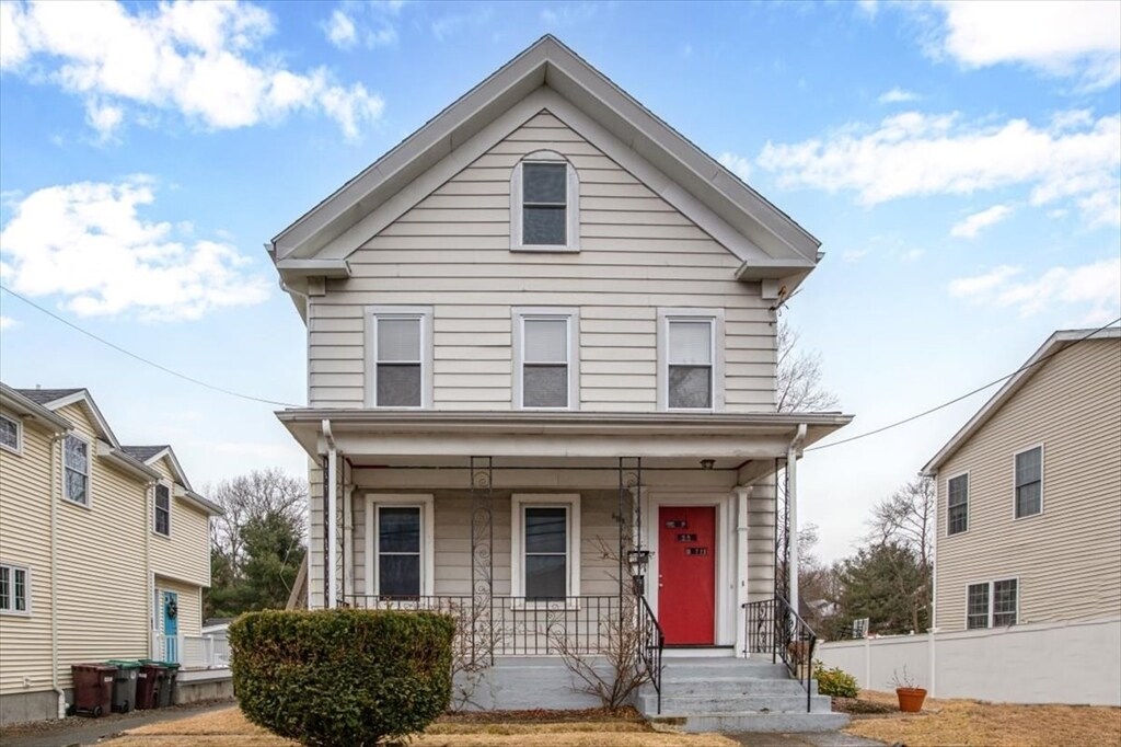 146 River St in Dedham, MA - Building Photo