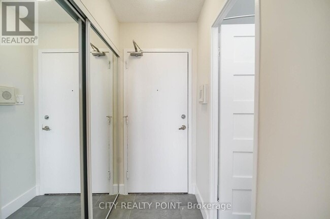 666 Spadina Ave. in Toronto, ON - Building Photo - Building Photo